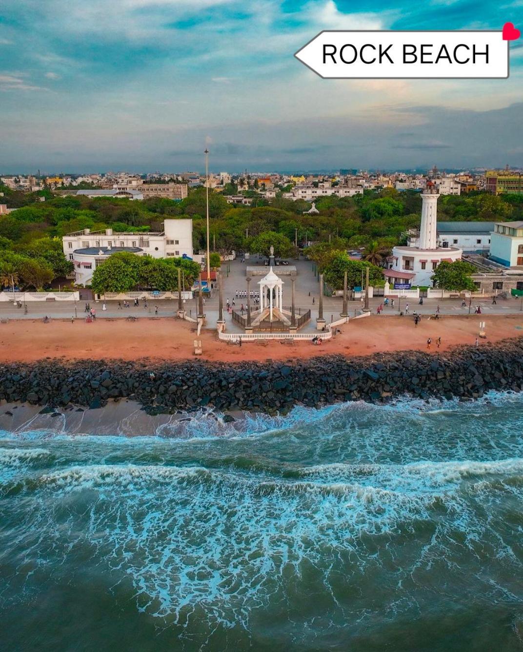 The Ocean Grand Hotel Puduccseri Kültér fotó